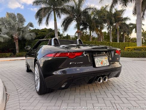 Used 2014 Jaguar F-TYPE S RWD image 10
