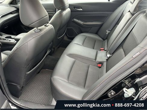 Used 2019 Nissan Altima 2.5 SR w/ SR Premium Package image 11