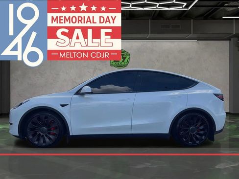 Used 2022 Tesla Model Y Performance AWD/4WD image 1
