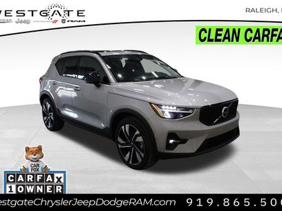 Used 2025 Volvo XC40 B5 Plus