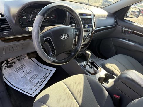 Used 2011 Hyundai Santa Fe GLS image 21