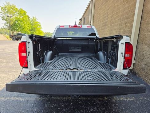 Used 2020 Chevrolet Colorado LT w/ Safety Package image 9