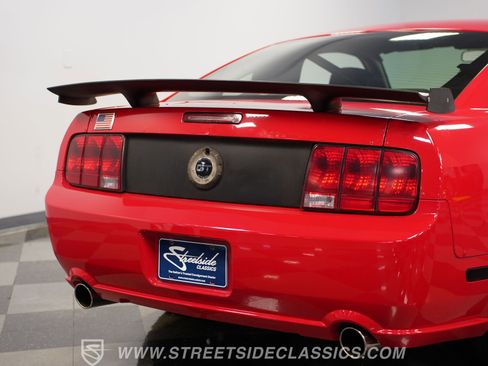 Used 2006 Ford Mustang GT RWD image 27