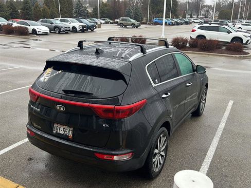 Used 2017 Kia Sportage EX w/ EX Technology Package image 15