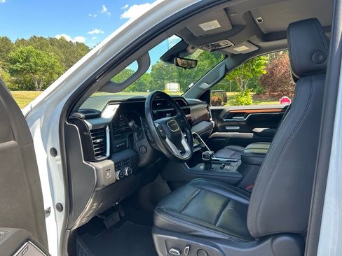 Used 2023 GMC Sierra 1500 Denali w/ Denali Reserve Package AWD/4WD image 40