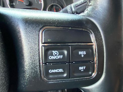 Used 2017 Jeep Wrangler Unlimited Sahara AWD/4WD image 22