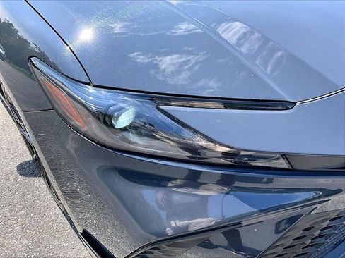 Used 2025 Toyota Camry SE FWD image 33