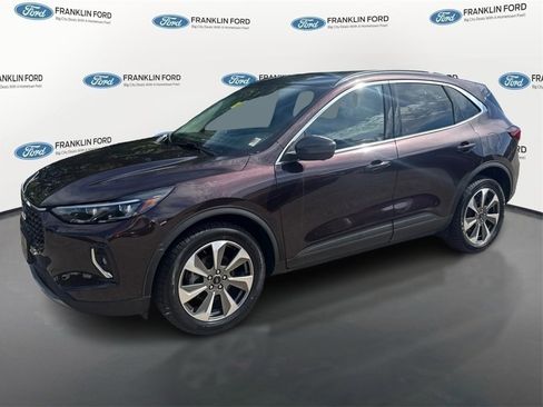 Certified 2023 Ford Escape Platinum image 2