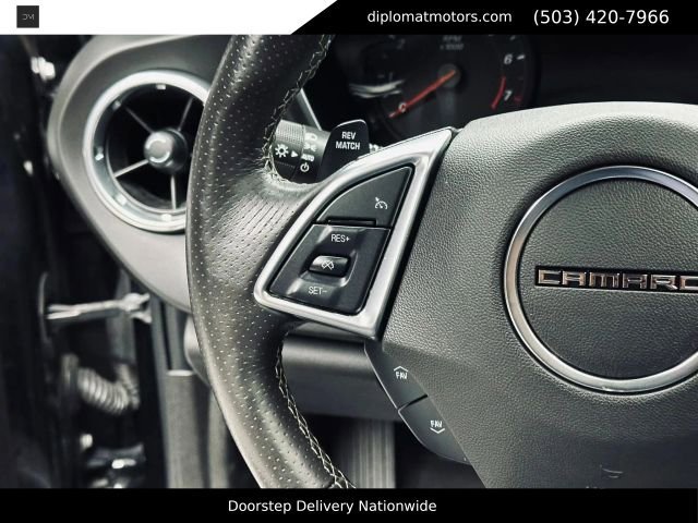 Used 2018 Chevrolet Camaro SS RWD image 27