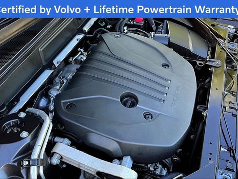 Used 2022 Volvo XC60 B5 Momentum image 42