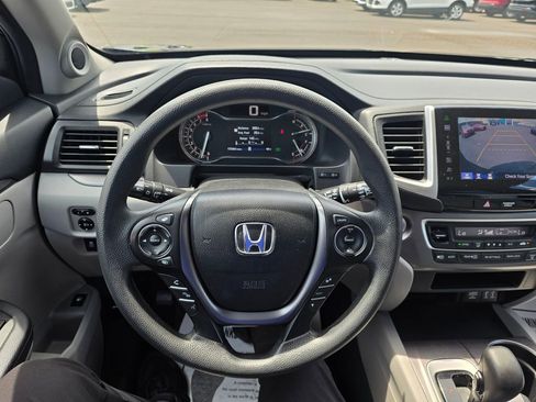 Used 2016 Honda Pilot EX image 21