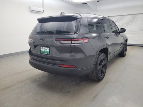 Used 2022 Jeep Grand Cherokee L Laredo image 9