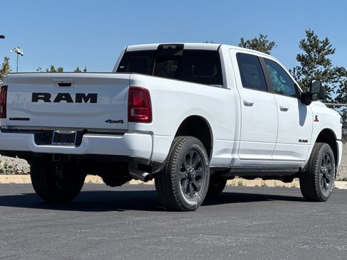 New 2026 RAM 2500 Laramie AWD/4WD image 3