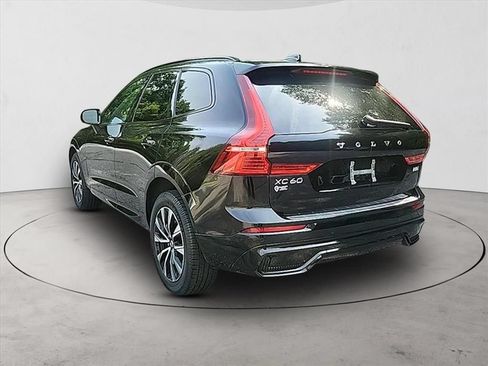 Certified 2024 Volvo XC60 B5 Core w/ Protection Package Premier AWD/4WD image 3
