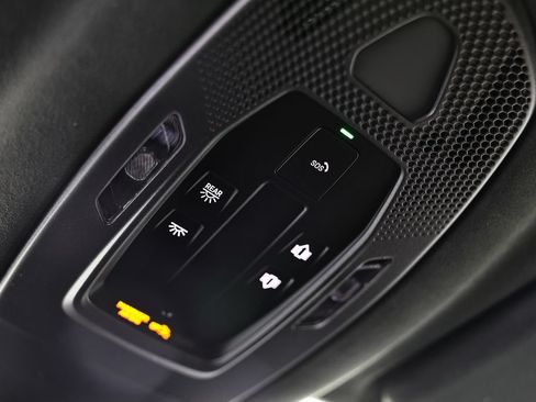 New 2026 Porsche Cayenne GTS AWD/4WD image 42