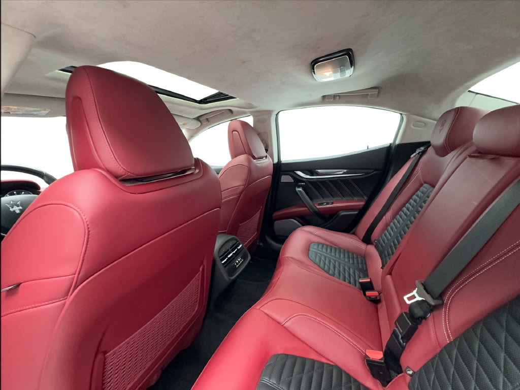 Used 2023 Maserati Ghibli Modena RWD image 28
