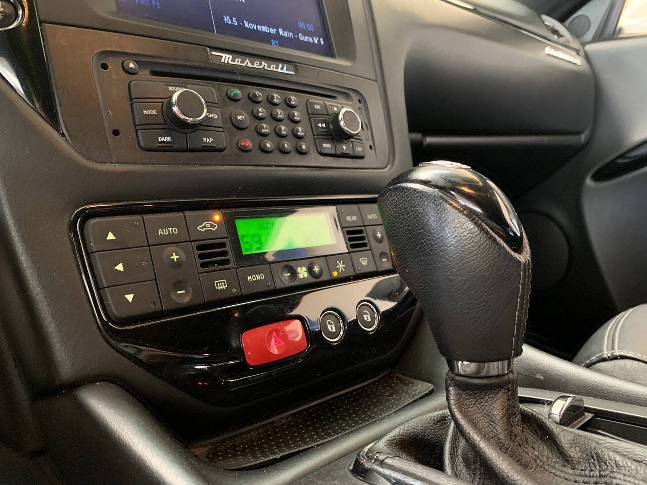 Used 2012 Maserati GranTurismo S RWD image 15