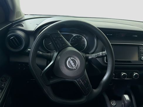 Used 2024 Nissan Kicks S FWD image 17