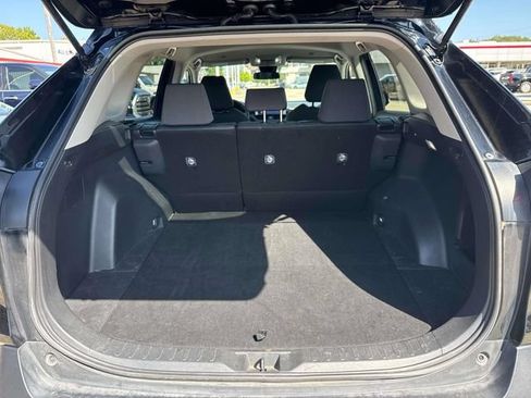 Used 2024 Toyota RAV4 XLE FWD image 12