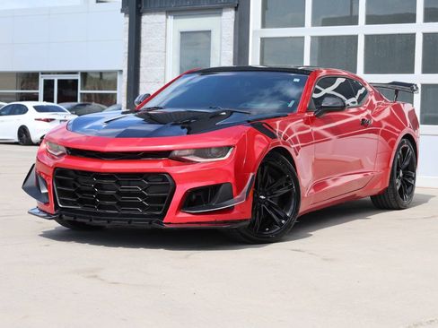 Used 2018 Chevrolet Camaro SS w/ Redline Edition RWD image 3