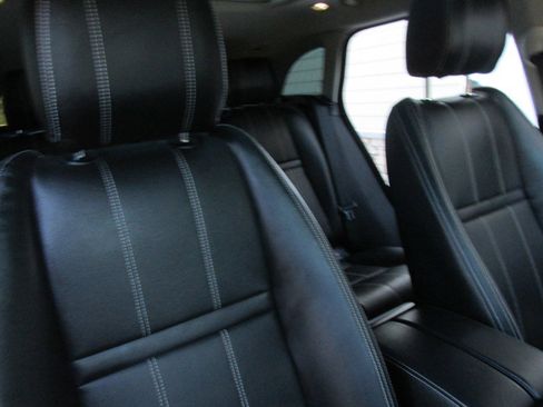 Used 2018 Land Rover Range Rover Velar S image 35
