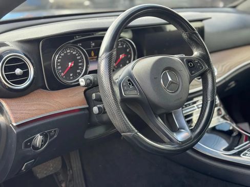 Used 2017 Mercedes-Benz E 300 w/ Premium 1 Package image 8