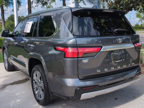 Certified 2025 Toyota Sequoia Capstone AWD/4WD image 8