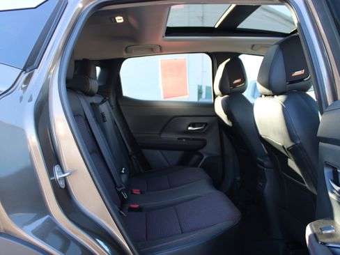 Certified 2025 Nissan Kicks SR w/ SR Premium Package AWD/4WD image 12