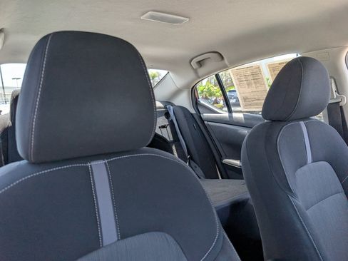 Used 2020 Nissan Sentra SV FWD image 3