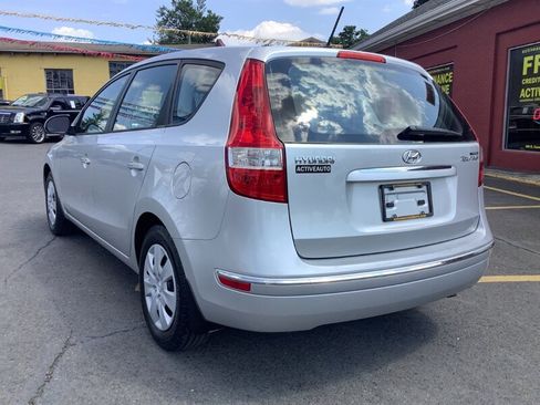 Used 2011 Hyundai Elantra GLS FWD image 5