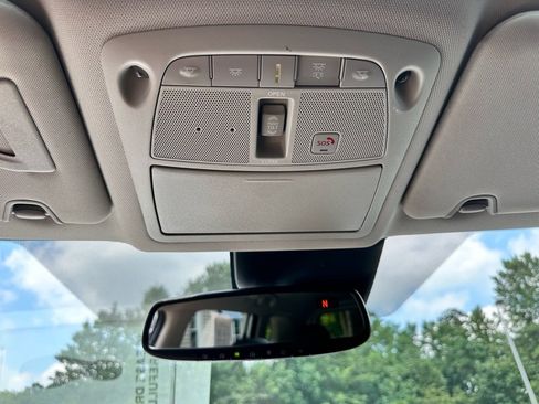 Used 2017 Nissan Rogue SL image 28