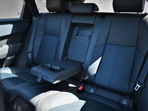 Used 2024 Land Rover Range Rover Velar Dynamic SE image 31