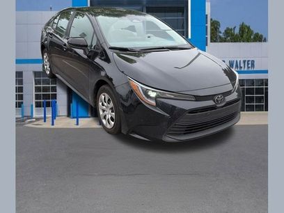 Used 2025 Toyota Corolla LE