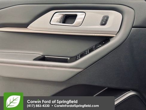 New 2026 Ford Explorer Active image 39