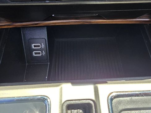 Used 2020 Ford F150 Lariat AWD/4WD image 19