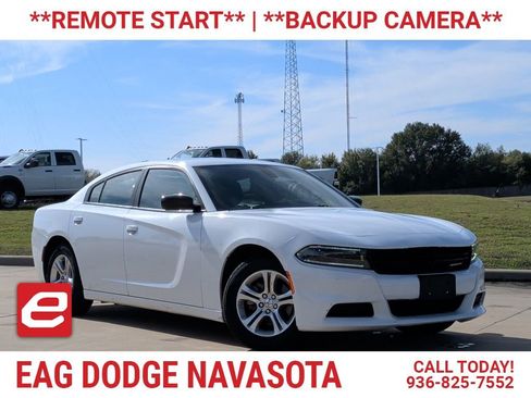 Used 2023 Dodge Charger SXT image 1