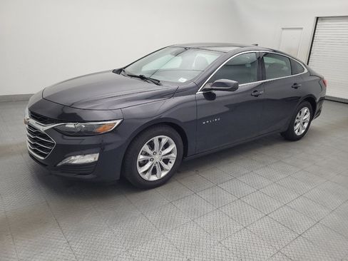 Used 2023 Chevrolet Malibu LT FWD image 2