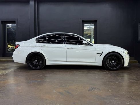 Used 2016 BMW M3 RWD image 10