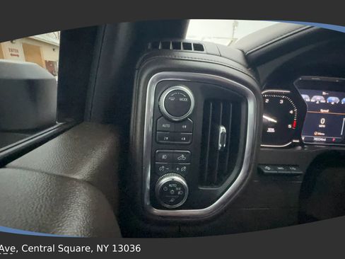 Used 2021 GMC Sierra 2500 Denali w/ Denali Ultimate Package image 11