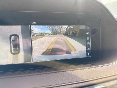 Used 2018 Mercedes-Benz S 560 4MATIC Sedan image 27