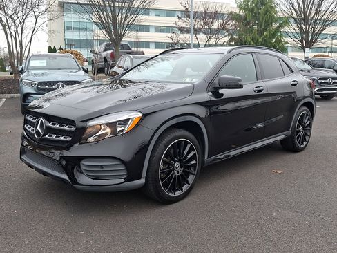 Certified 2019 Mercedes-Benz GLA 250 4MATIC image 3