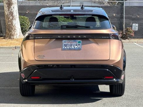 Used 2023 Nissan Ariya FWD image 5