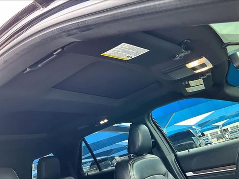 Used 2019 Ford Explorer Limited image 14