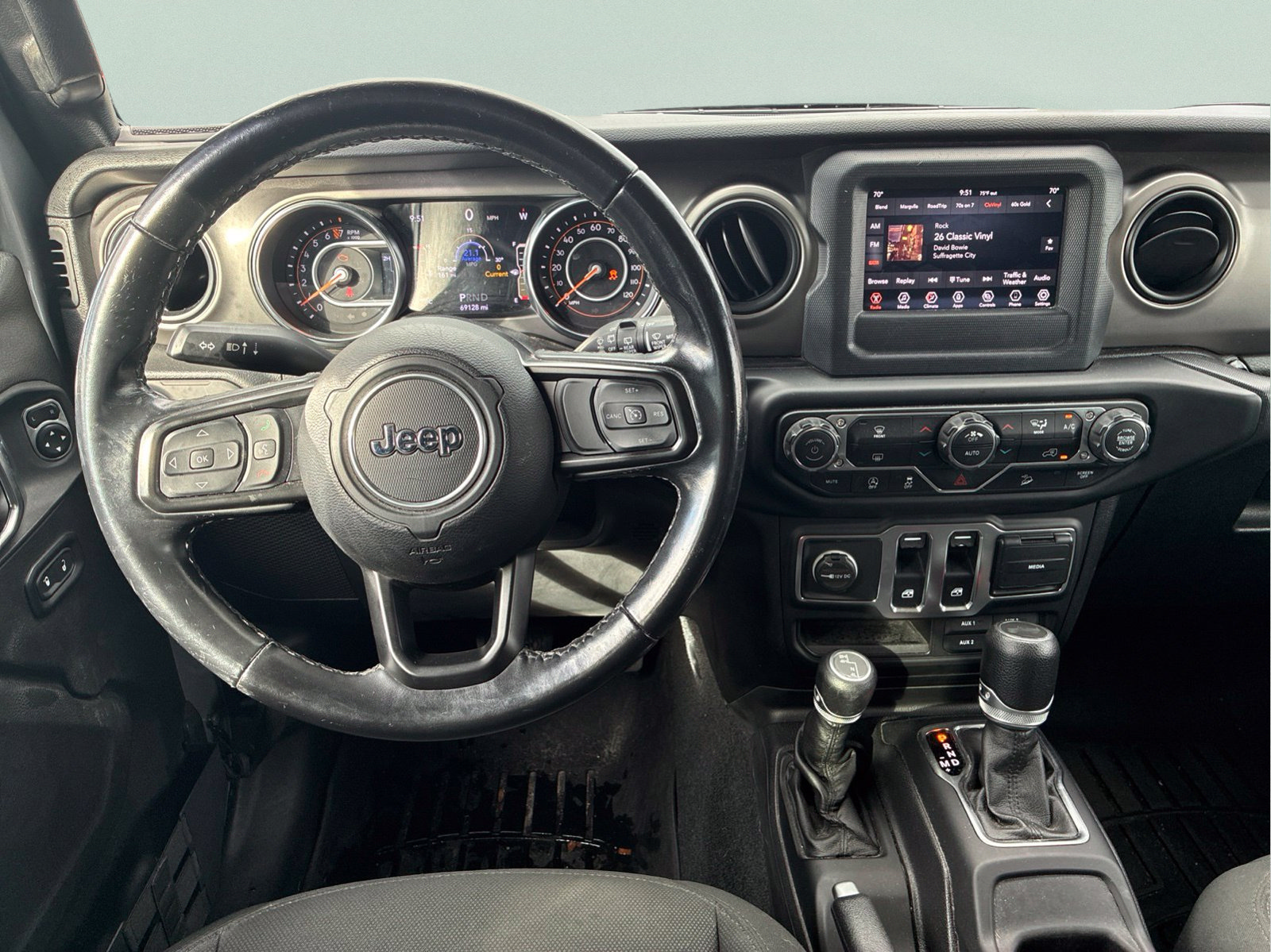 Used 2021 Jeep Wrangler Sport AWD/4WD image 21