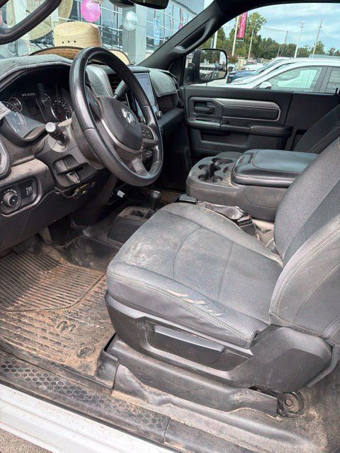 Used 2022 RAM 3500 Tradesman AWD/4WD image 9