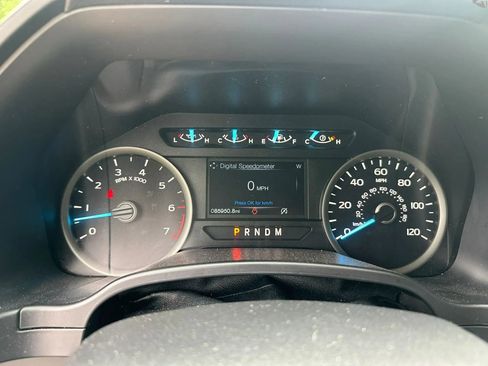 Used 2019 Ford F150 XLT w/ Equipment Group 302A Luxury AWD/4WD image 20