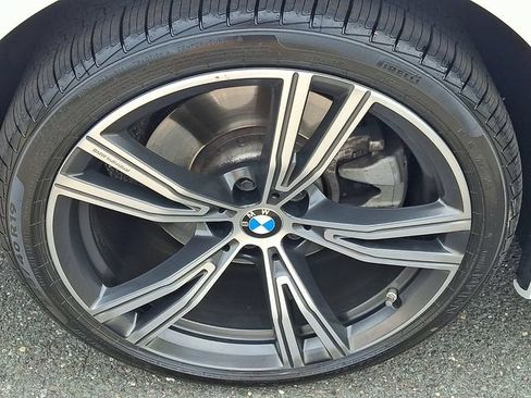 Used 2023 BMW 330i xDrive Sedan w/ Driving Assistance Package AWD/4WD image 8
