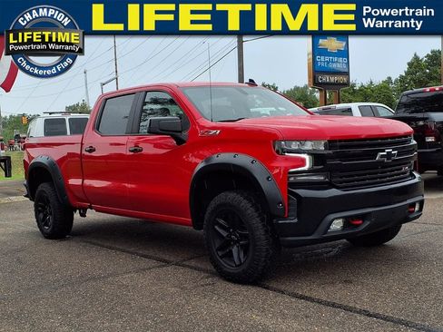 Used 2021 Chevrolet Silverado 1500 LT Trail Boss w/ Bed Protection Package AWD/4WD image 3