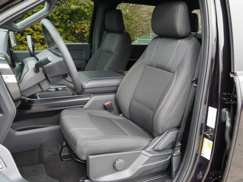 Certified 2025 Ford F150 STX image 32