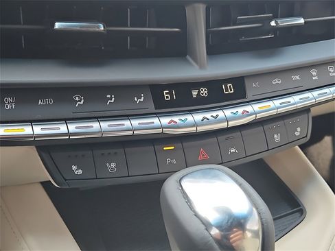 New 2025 Cadillac CT4 Premium Luxury image 29